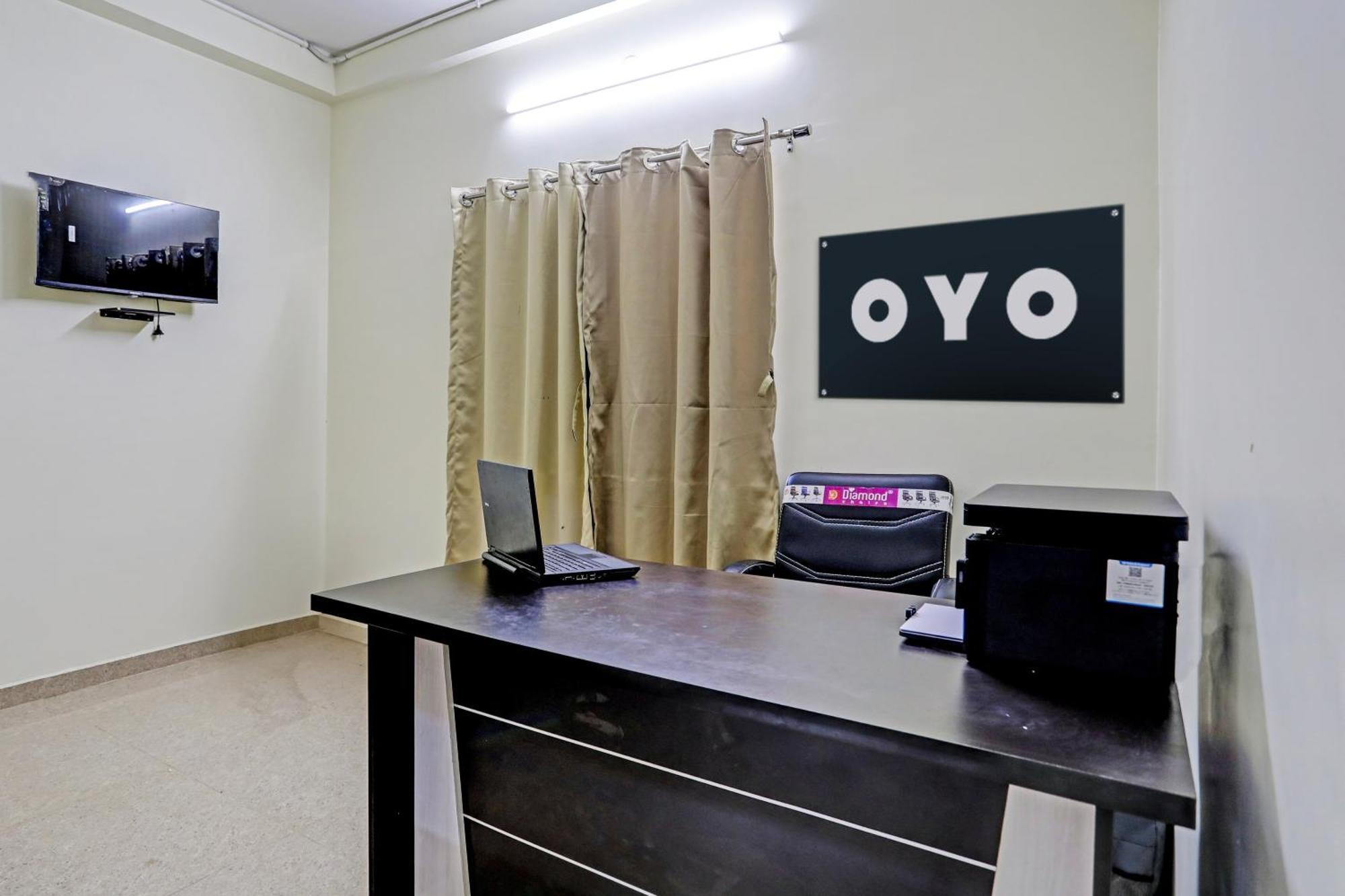 Hotel O P S Nagpur Extérieur photo