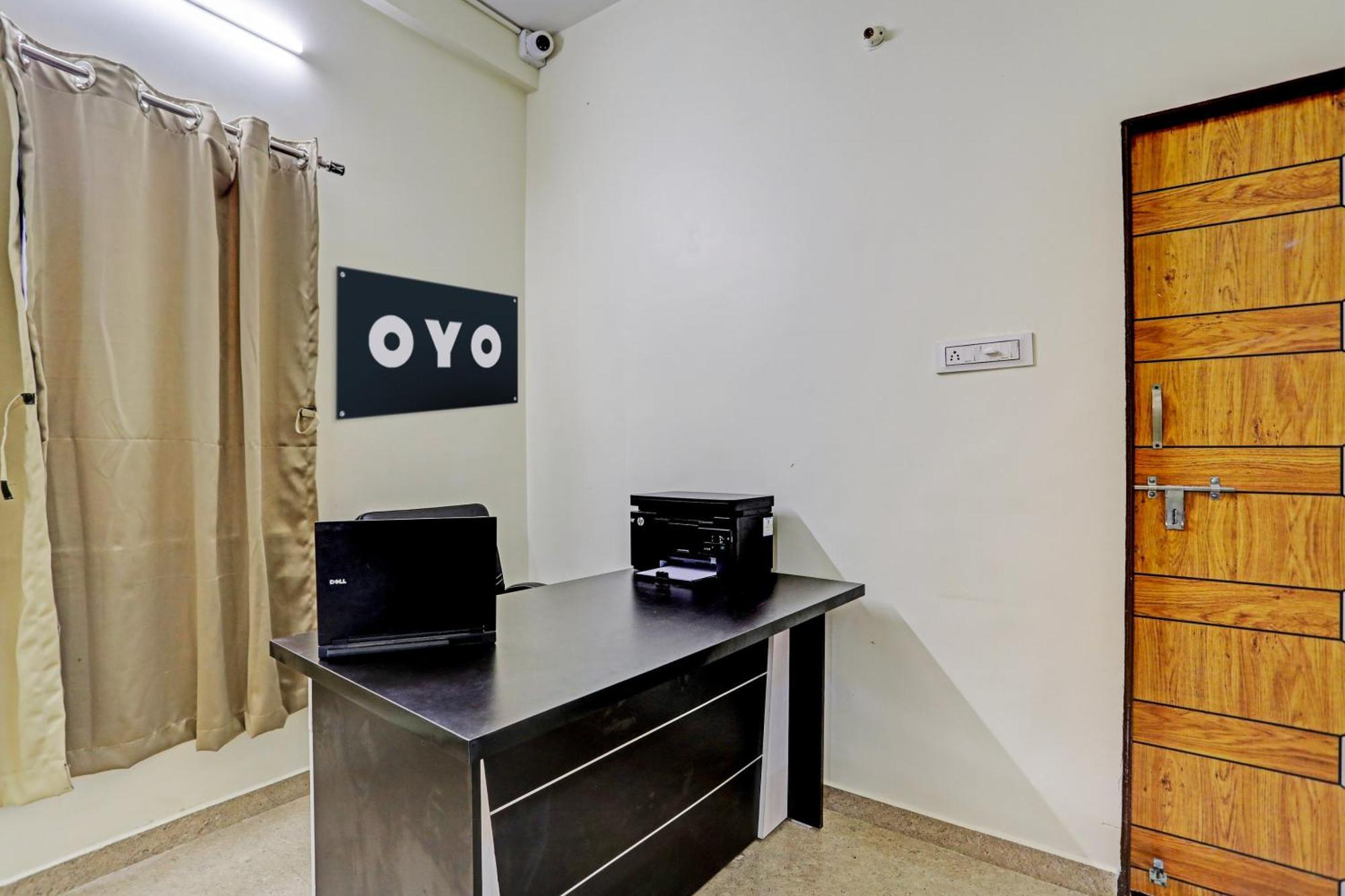 Hotel O P S Nagpur Extérieur photo